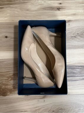 Cole Haan Nude Heels – Size 10, Gold Logo Detail, Pointed Toe Pumps Womens Shoes